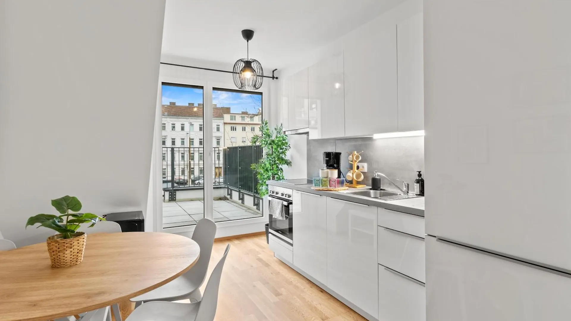 Apartment Long Term Stay - Near Klinik Floridsdorf - On-Site Parking For 19,90 Eur Vienna Austria