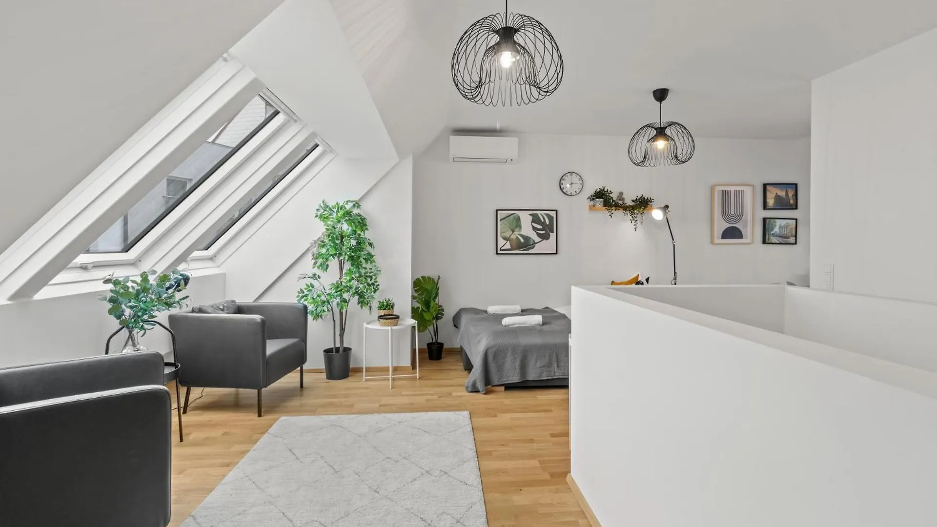 Long Term Stay - Near Klinik Floridsdorf - On-Site Parking For 19,90 Eur Vienna 0*,  Austria