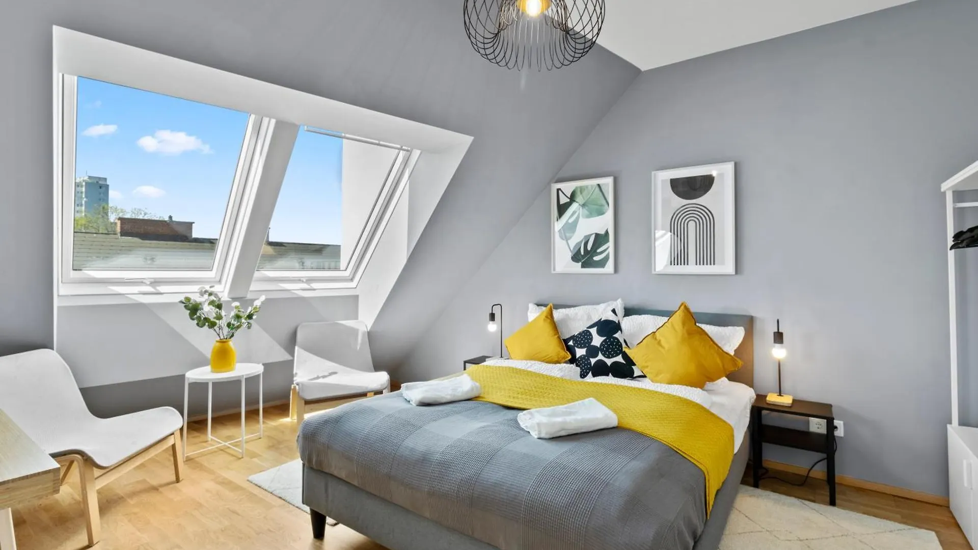 Near Klinik Floridsdorf - 3 Min To Supermarket And Pharmacy - On-Site Parking For 19,90 Eur Viena 0*,  Áustria