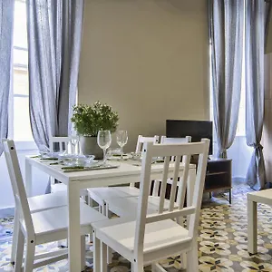Borgo San Pawl - Duplex 2-bedroom Apartament Valletta
