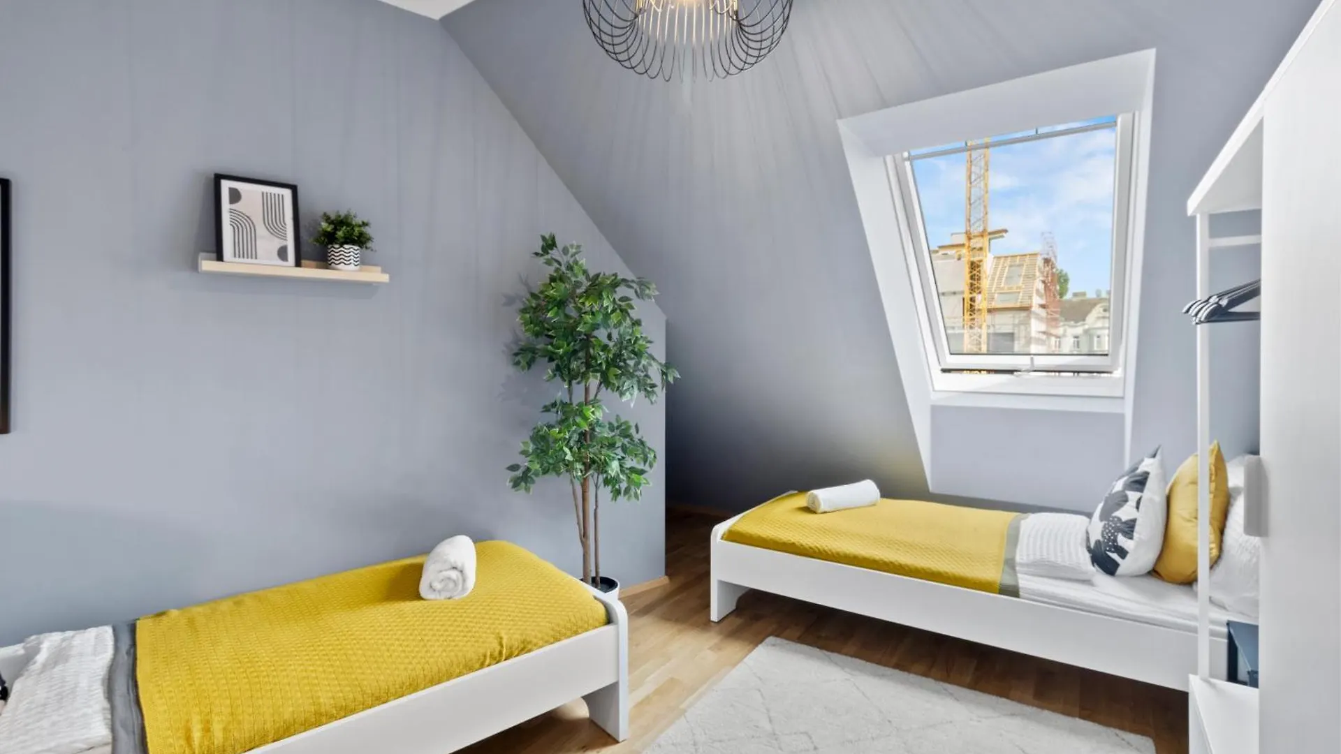 1 Min To Public Transport - 3 Min To Supermarket And Pharmacy - On-Site Parking For 19,90 Eur Vienna 0*,
