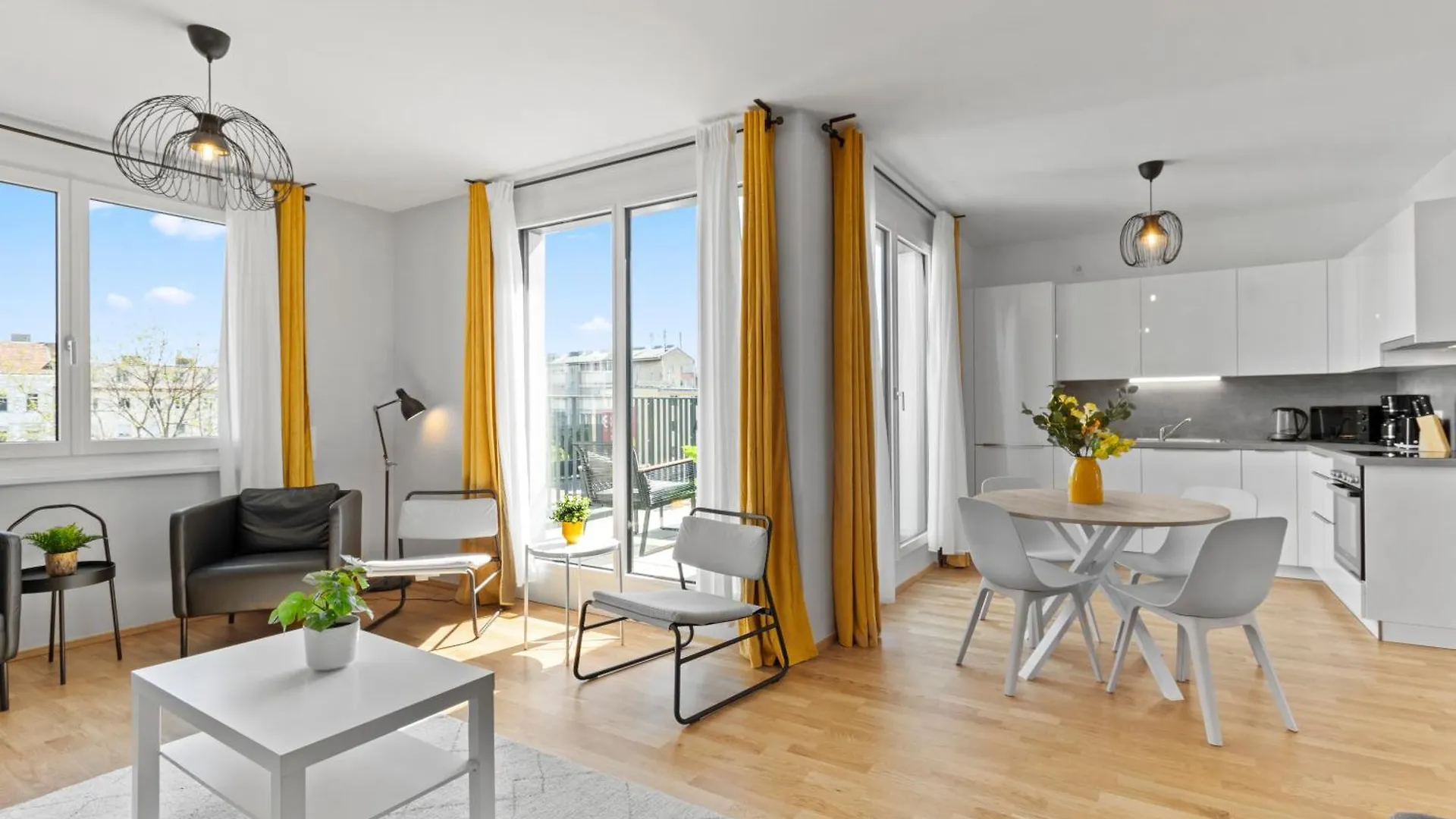 1 Min To Public Transport - 3 Min To Supermarket And Pharmacy - On-Site Parking For 19,90 Eur Vienna Austria