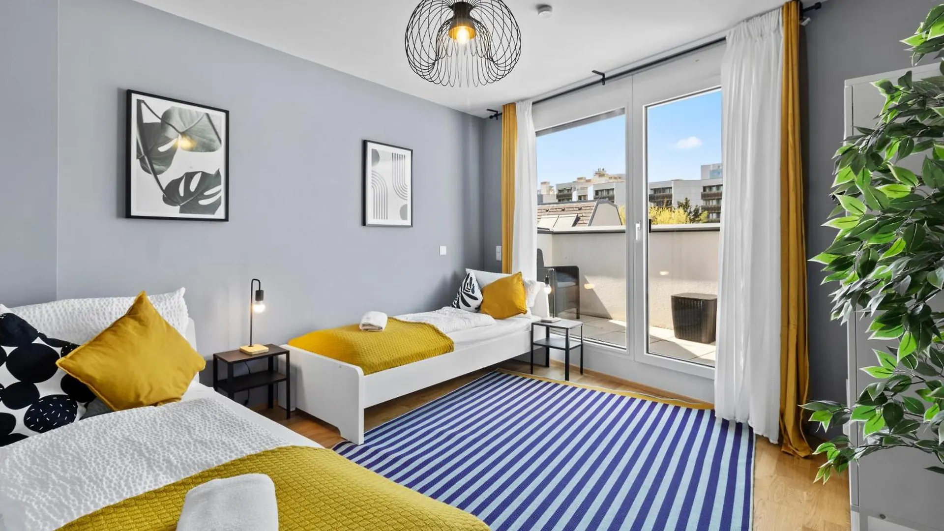 Apartment 1 Min To Public Transport - 3 Min To Supermarket And Pharmacy - On-Site Parking For 19,90 Eur Vienna
