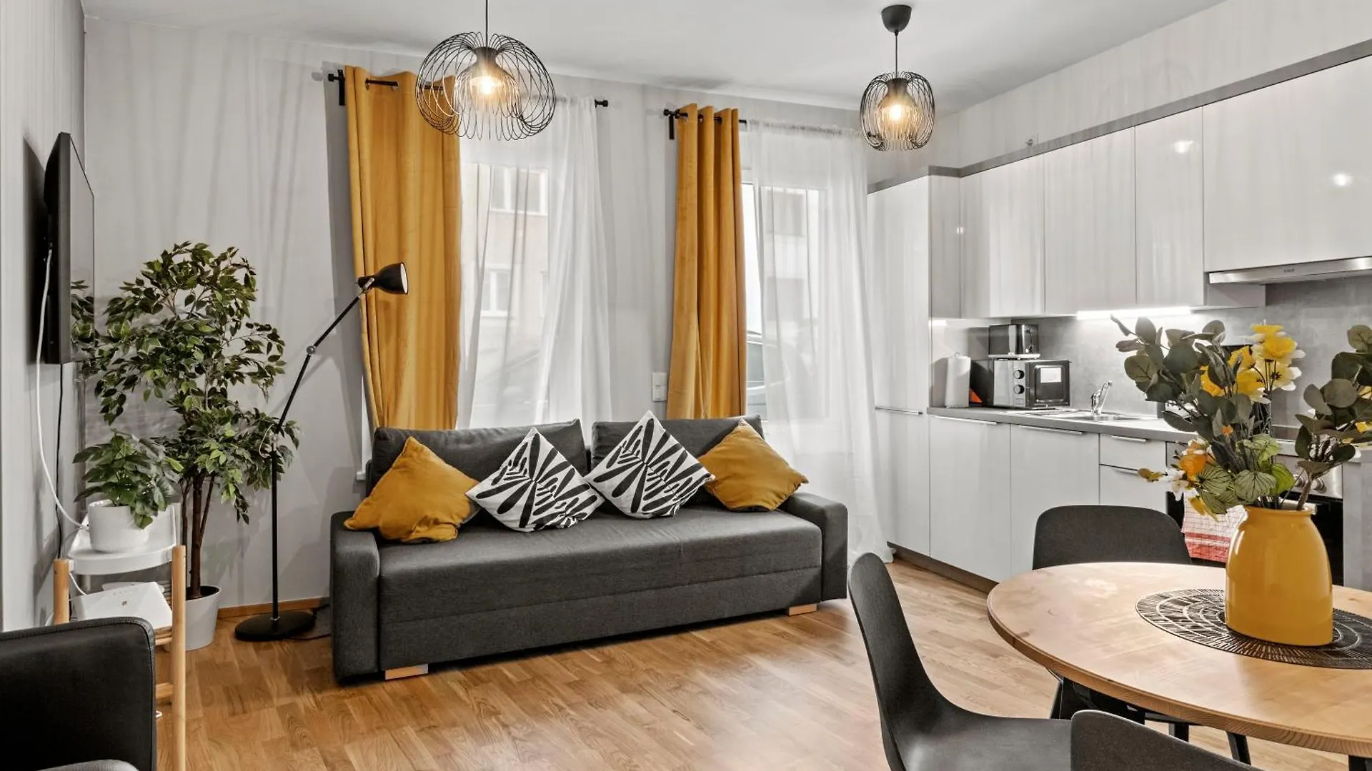 1 Min To Public Transport - 3 Min To Supermarket And Pharmacy - On-Site Parking For 19,90 Eur Vienna Apartment